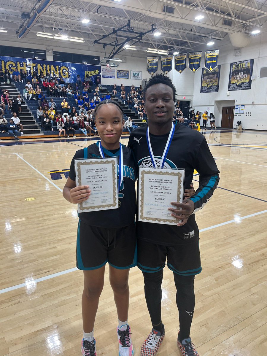 Congratulations to Maxwell Jean-Louis and Cressida Smith, our outstanding Jaguar athletes, on receiving the prestigious $1000 Kiwanis Scholarship Award at the Beast of the East vs Lehigh game. #WeAreEast #Kiwanis