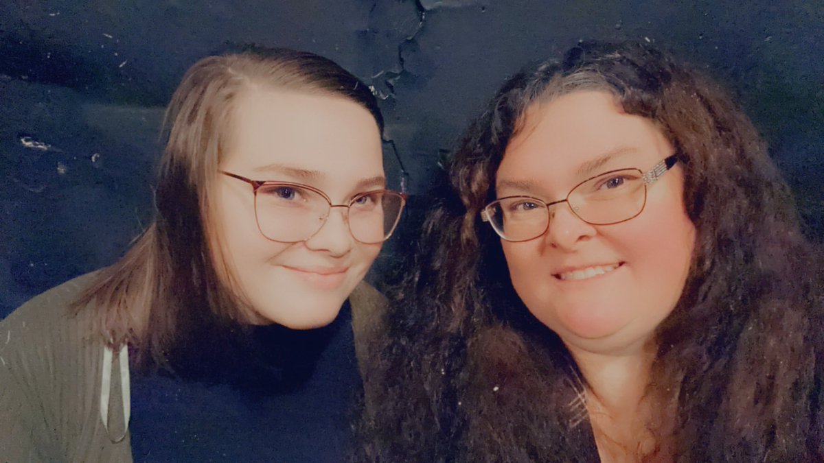 FedScience's tweet photo. I can’t wait to see Ellie in Little Women of Orchard House 💜. I brought my kiddo Madie with me and she is excited too 🥰 https://t.co/OlvhUju2ol