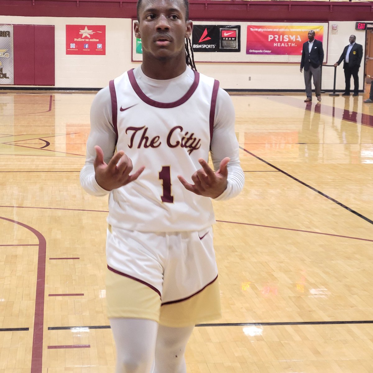 Columbia Caps tweet media