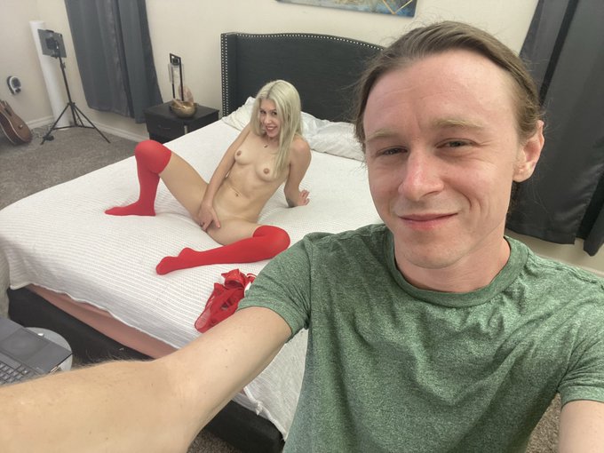 Always a great time shooting with @YourTonyFoxy ! 😊 https://t.co/aguxcw51QP<a class="tags" href="/tag/yourtonyfoxy">@yourtonyfoxy</a>