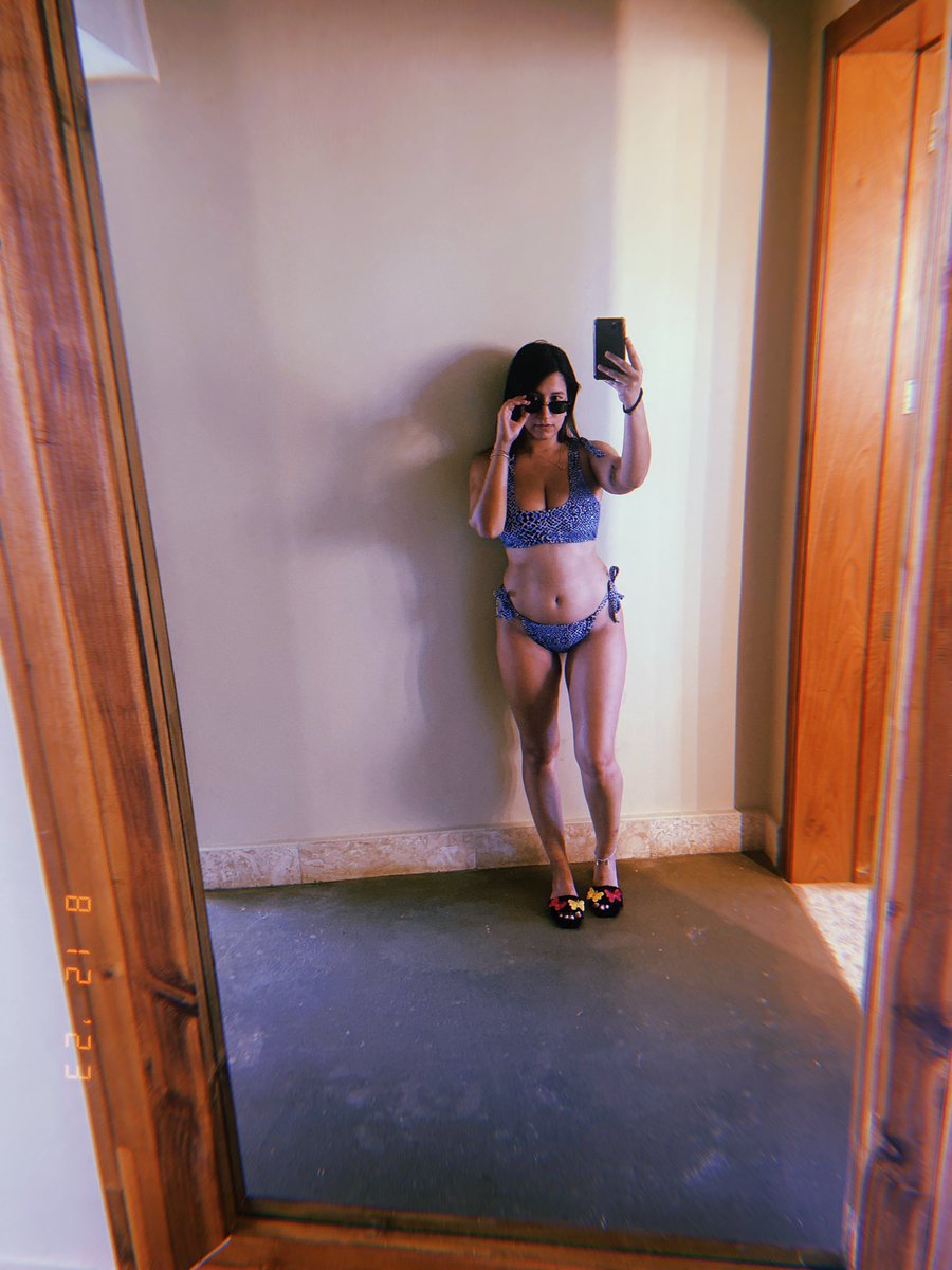 ______SaraM's tweet photo. Recap 🌊☀️🦎 https://t.co/RCy0BPrtU0