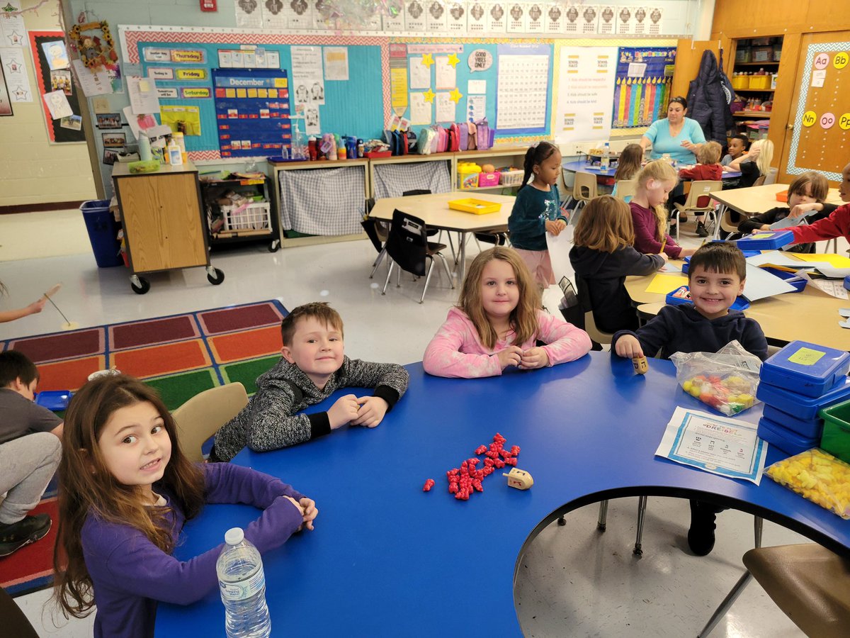Sonali Anderson (@room8_isgreat) on Twitter photo Ss in RM 1 had fun time learning about Hanukkah through stories & fine and gross motor activities! We also had a great time playing the dreidel game & cooking and eating latkes! <a href="/LKellyMARSD/">LKellyMARSD</a> <a href="/MARSDNJ/">Matawan-Aberdeen</a> #hanukah2023 Ss in RM 1 had fun time learning about Hanukkah through stories & fine and gross motor activities! We also had a great time playing the dreidel game & cooking and eating latkes! <a href="/LKellyMARSD/">LKellyMARSD</a> <a href="/MARSDNJ/">Matawan-Aberdeen</a> #hanukah2023