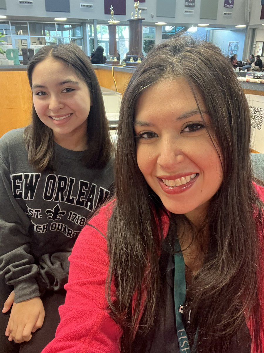 HSHP ILC (Library) Ambassadors in training! We trained on circulation, customer service, and searching our catalog. Ruby and Desiree are two members of the great group we have this year. #HSHPILC #HCISDlibraries #libraryambassador #schoollibrary #libraryhelper #futurereadylibs