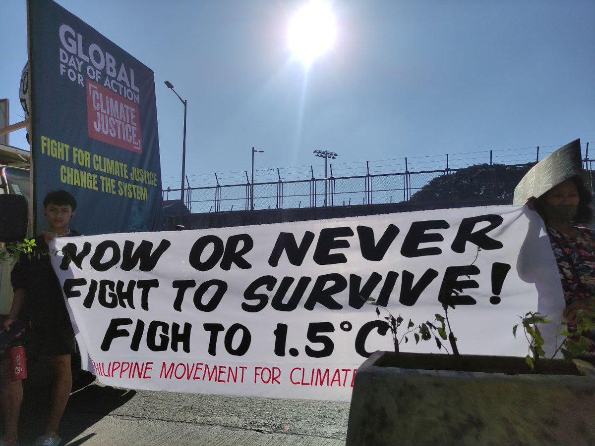 cjmovement_ph's tweet photo. Members of grassroots movements, faith-based groups, non-government organizations, and multi-sectoral alliances march along Commonwealth Avenue for Global Day of Action for Climate Justice.
#KilosParaSaKlima
#Fight4ClimateJustice
#SystemChange https://t.co/yNDFakI5Bh