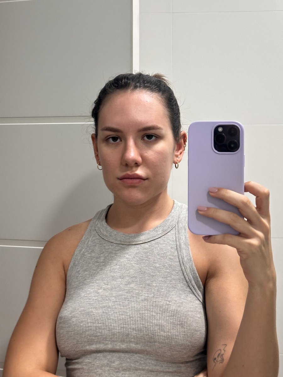 Becca Pires tweet media