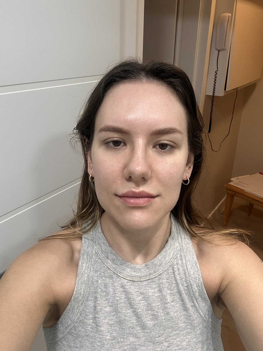 Becca Pires tweet media