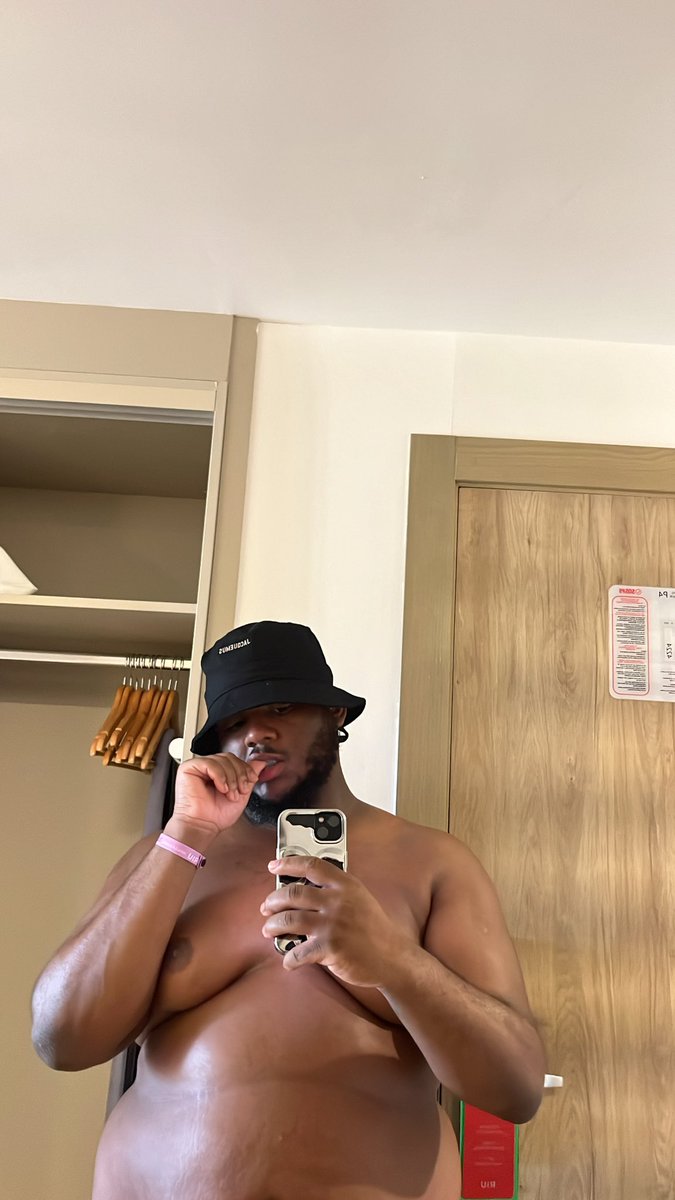 Str8likeDrizz_'s tweet image. you called me?