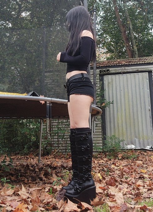 1 pic. would you f*ck me on the cursed trampoline? https://t.co/RQkjjVUwgF<a href="/tag/mvsales"class="tags"><span>#mvsales</span></a>