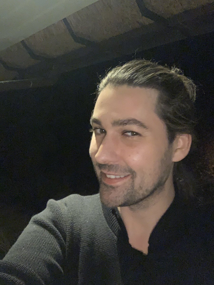 Wishing you guys a great weekend! 😀 #davidgarrett #afterwork #newproject