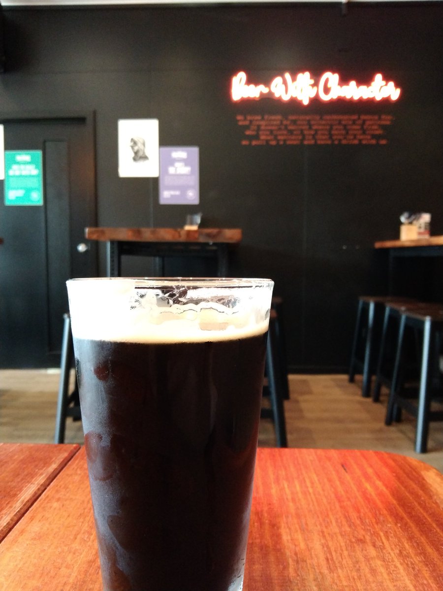 WoodOnWineNZ's tweet image. Ironic the beer certainly has character but the setting doesn't. Good honest beers (in my case a nicely bacon-like smoked porter) but the ambience and music needs work ...  #Patrons #LoveTheTron