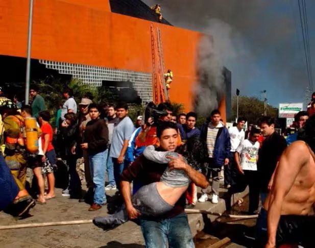 1spiderdan's tweet photo. Peores Cosas Ocurridas en Latinoamérica (Por País) Pt. 2

Abro Hilo 🧵 https://t.co/XQ0miAD5Nc