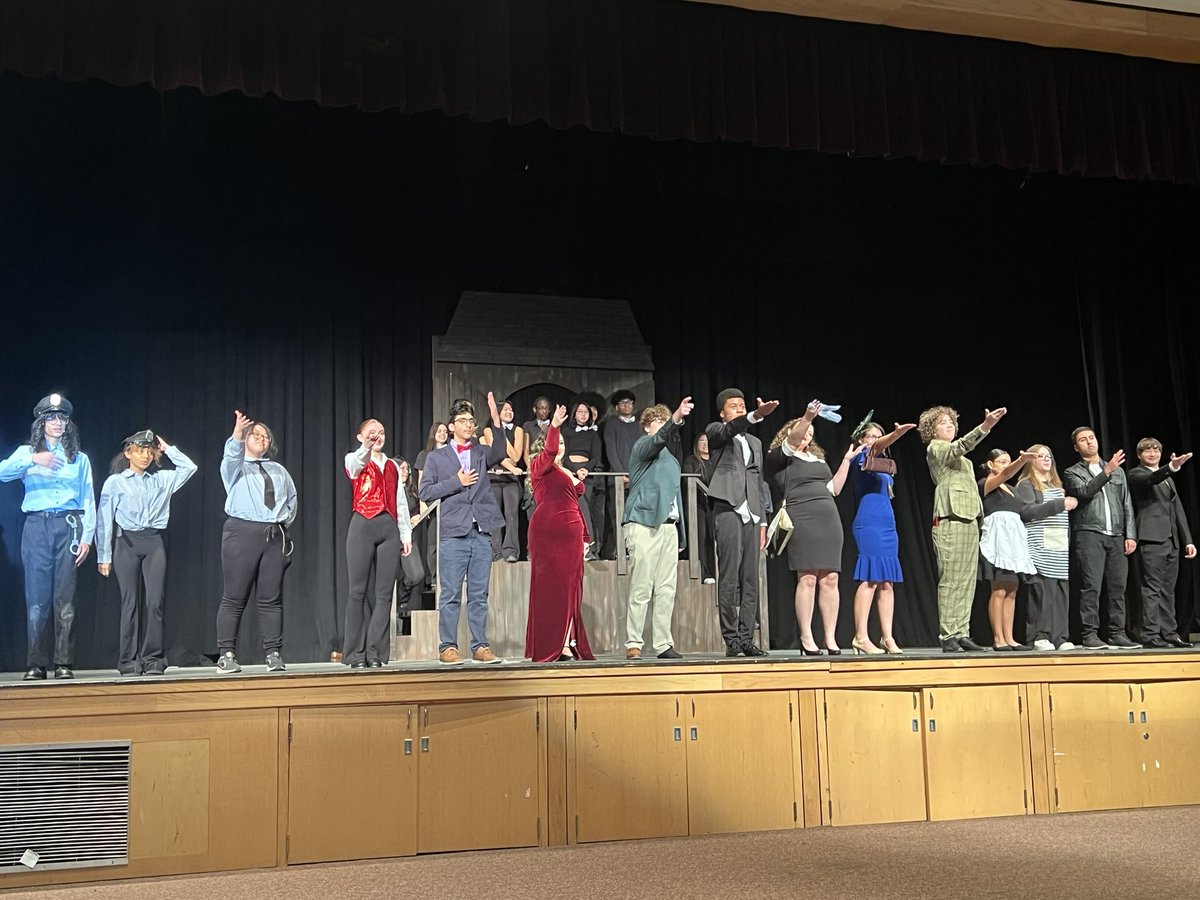 Congratulations to @SecaucusHigh on their incredible play performance! Every actor and actress brought their best, creating a truly memorable evening. Bravo to all involved for your hard work and dedication! 🎭🌟 @SecaucusPSD #TheatreExcellence #CommunityPride #patriotsunited