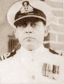 JoBeingjoe's tweet photo. #1971War Dec 9 On this day Capt. Mahendra Nath Mulla showed exceptional courage to go down with his Ship INS Khukri. He was awarded MVC. https://t.co/rdXAgrpDdS