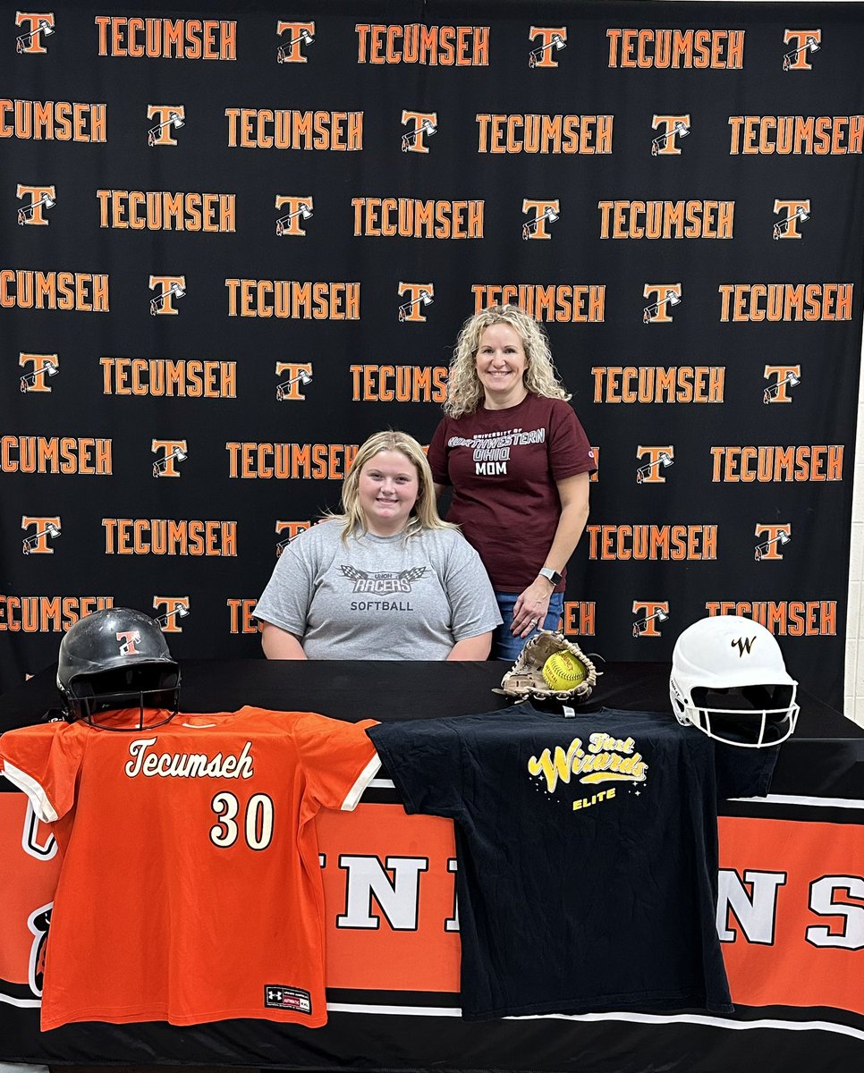 Congrats to Ally Feuerbacher (UNOH), Lucy Whelan (Schoolcraft), Wendy Ketola (Detroit Mercy), Bella Juozapaitis (Bethany College), and all their families today as they are continuing their college softball dreams! #rolltribe