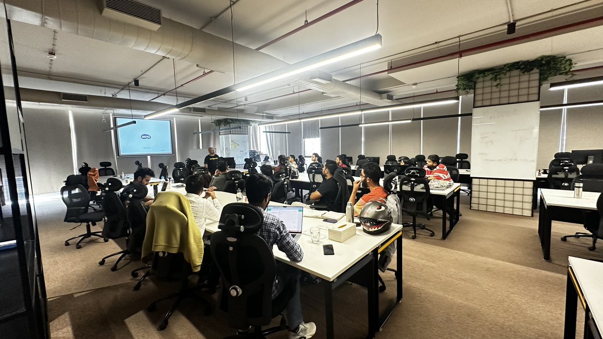 technogise's tweet image. Yet another interesting Saturday!Session on platform Engineering and its significance in modern software development by @kdabir #platformengineering