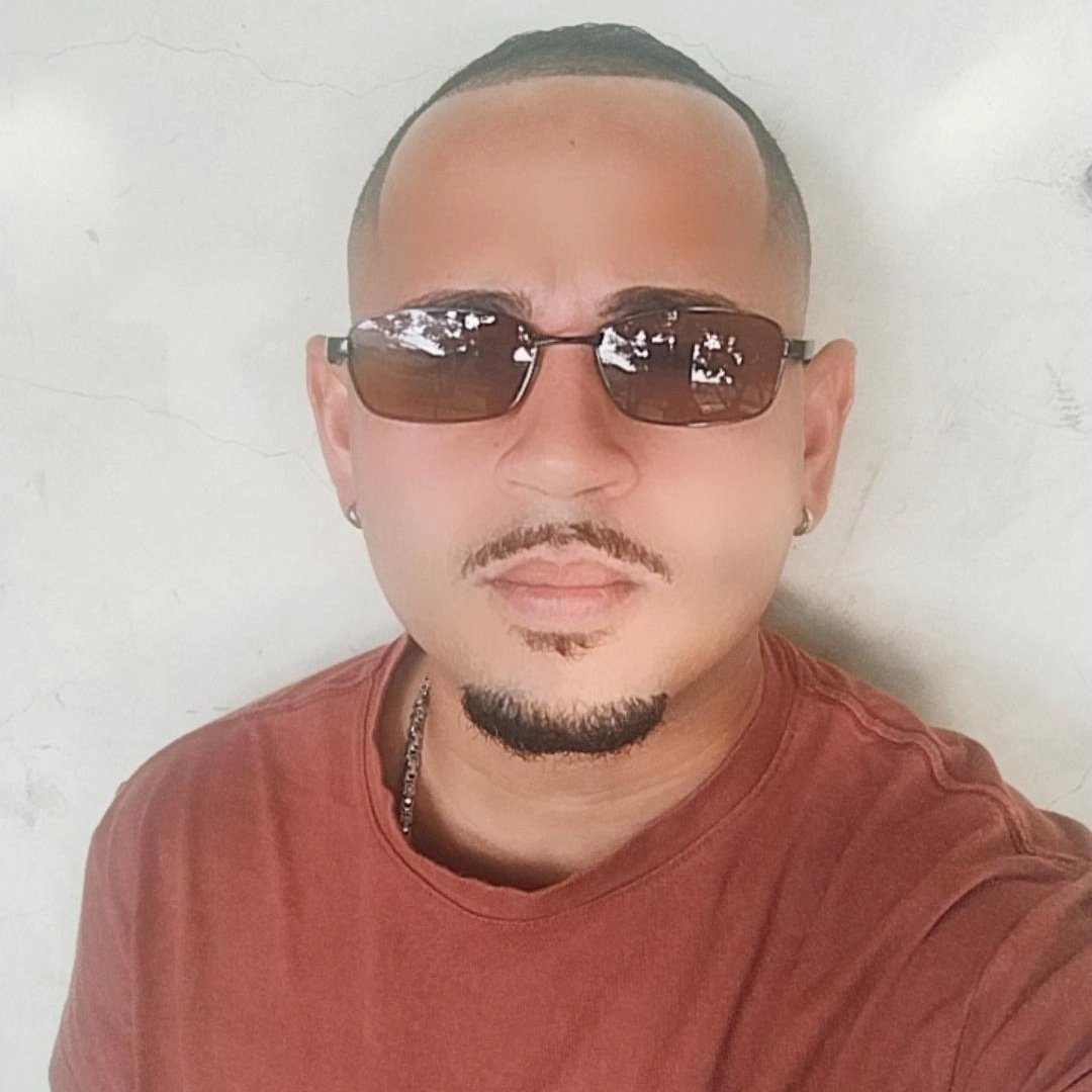 IsmaelPitocoFla's tweet photo. #NewProfilePic https://t.co/sOTHYV2f6e