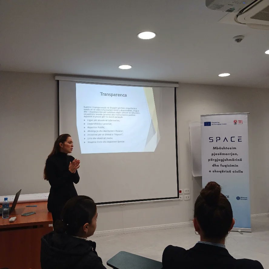 DCEoffice's tweet photo. 🖇 Në kuadër të projektit "Mbështetje për Pjesëmarrjen, Përgjegjshmërinë dhe Fuqizimin e Shoqërisë Civile", Qendra për Ekselencë Destiny përmbylli me sukses trajnimin "Youth Workers for Good Governance, Transparency and Right to Information". https://t.co/bz2mt59Kwm