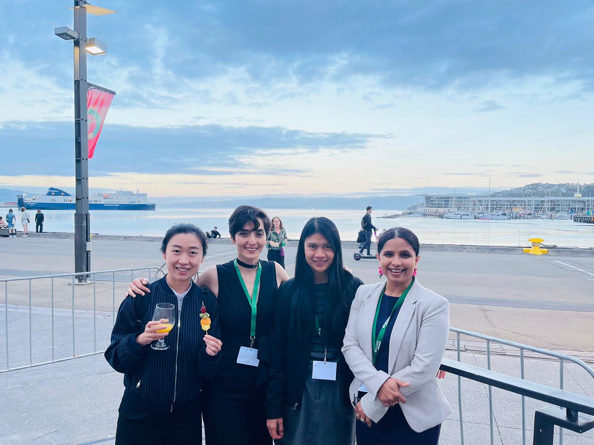 XiaoMa___'s tweet photo. SEED at SOAC @ShivaNouri_1990 @SEED_Connect @Lata1319 @ Aireen https://t.co/fkmpFWGf83