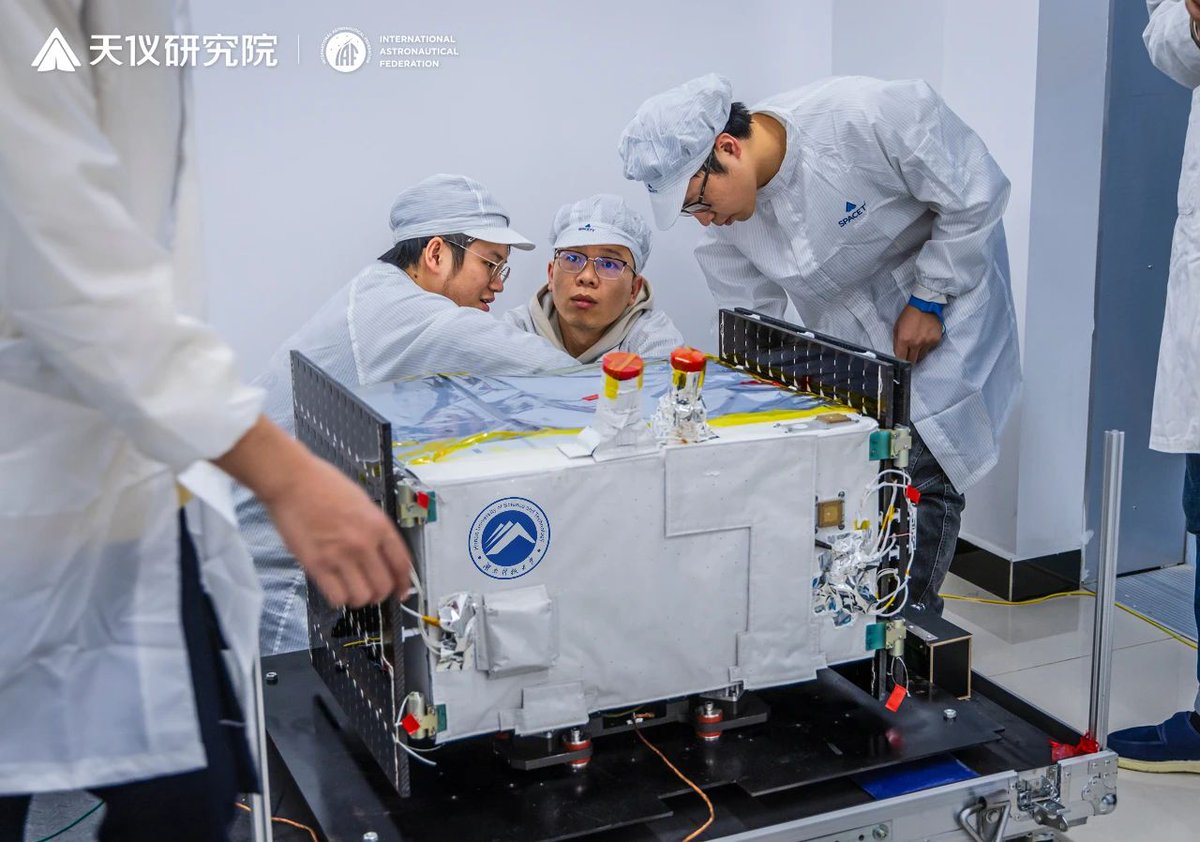 wulei2020's tweet photo. #Tianyi33 is a 50-kilogram space science experiment satellite, jointly developed by #Spacety and Hunan University of Science and Technology. https://t.co/rQMI8v6leb