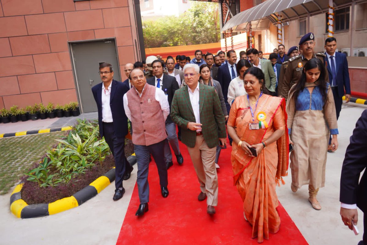 kgahlot's tweet photo. Inaugurated the new Forensic Science Laboratory building in Rohini with Hon’ble @LtGovDelhi. 

With cutting-edge facilities, the lab is primed to deliver swift, high-quality forensic services, strengthening our criminal justice delivery system.

Under the visionary leadership of CM Shri @ArvindKejriwal, the Delhi Government is accelerating justice delivery by investing in state-of-the-art forensic capabilities.