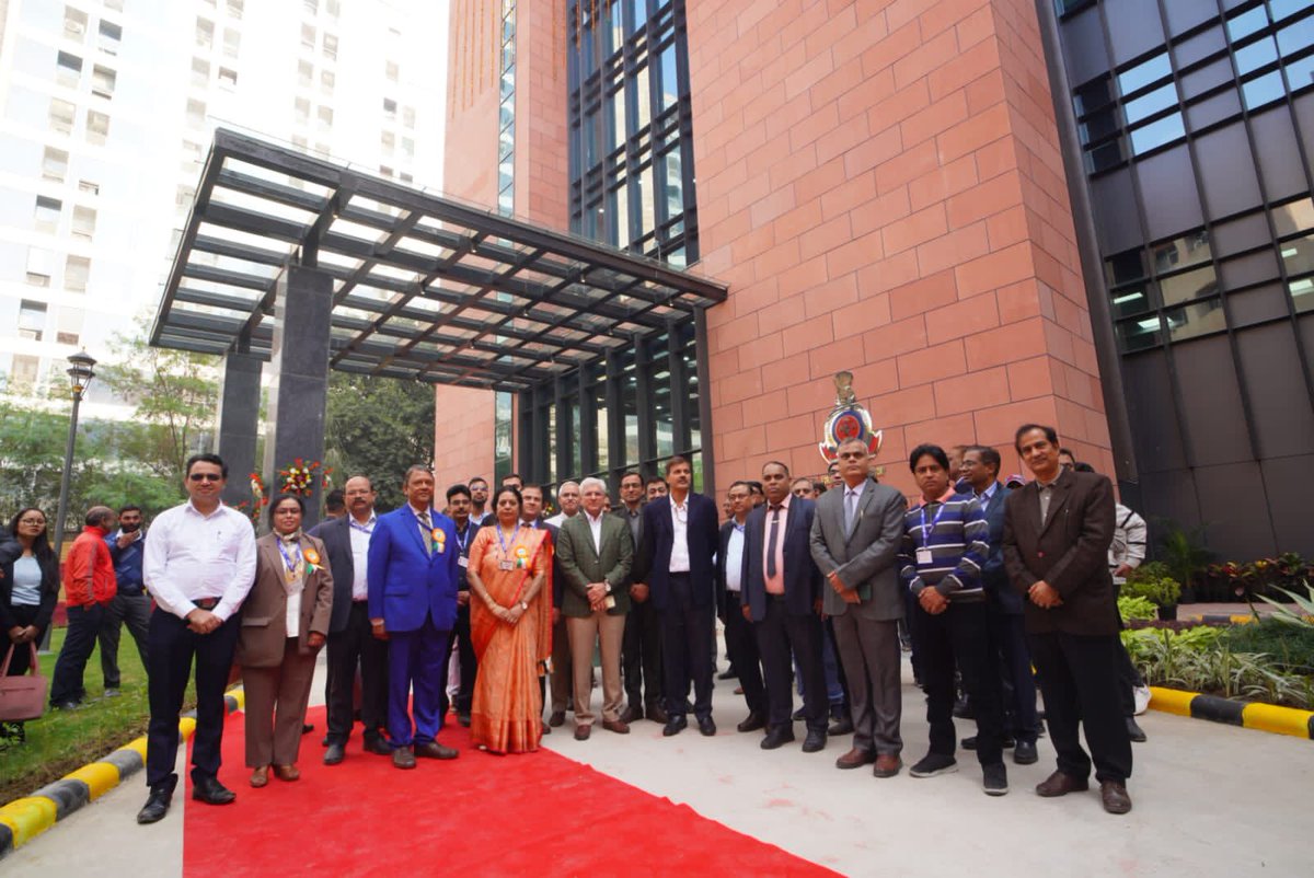 kgahlot's tweet photo. Inaugurated the new Forensic Science Laboratory building in Rohini with Hon’ble @LtGovDelhi. 

With cutting-edge facilities, the lab is primed to deliver swift, high-quality forensic services, strengthening our criminal justice delivery system.

Under the visionary leadership of CM Shri @ArvindKejriwal, the Delhi Government is accelerating justice delivery by investing in state-of-the-art forensic capabilities.