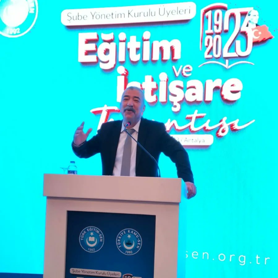 murselozata's tweet photo. Muğla Şube Yönetim Kurulu olarak sendikamızın Eğitim ve İstişare Toplantısına katıldık. Muğla’dan Ardahan’a, Hakkari'den Edirne'ye kadar yürekleri bir, dilleri bir, fikirleri bir olan Türk Eğitim Sen’in yiğit uç beyleri olarak yek vücut halde kale gibi dimdik ayaktayız. https://t.co/ElFahZgXtx
