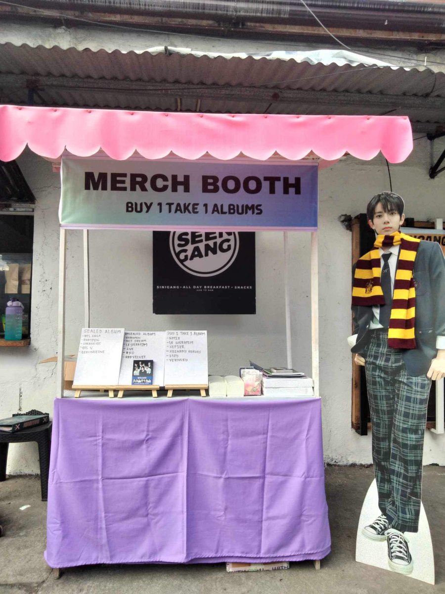 soxengene's tweet photo. HELLO SOX ENGENES AND TO ALL FANDOMS OUT THERE! 

The merch booth is now open!🥳
 
MINKmerch and other cutie sellers are back to bring more budols to town! 

Ano pa ang hinihintay niyo? Run for it! 🏃‍♀️ 

*location and schedule seen on replies https://t.co/hAIrmqhl9y