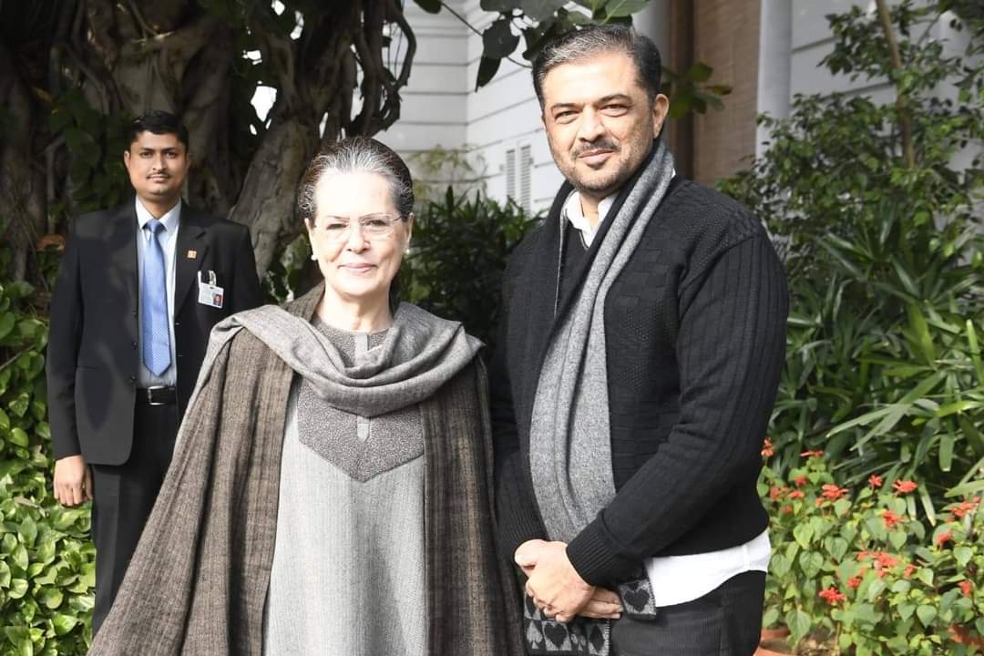 Best wishes to Smt. Sonia Gandhi ji, Hon. Chairperson CPP, on your birthday. May you blessed with good health and happiness. #SoniaGandhi @INCIndia @RahulGandhi @OfficeOfKNath @priyankagandhi @kharge