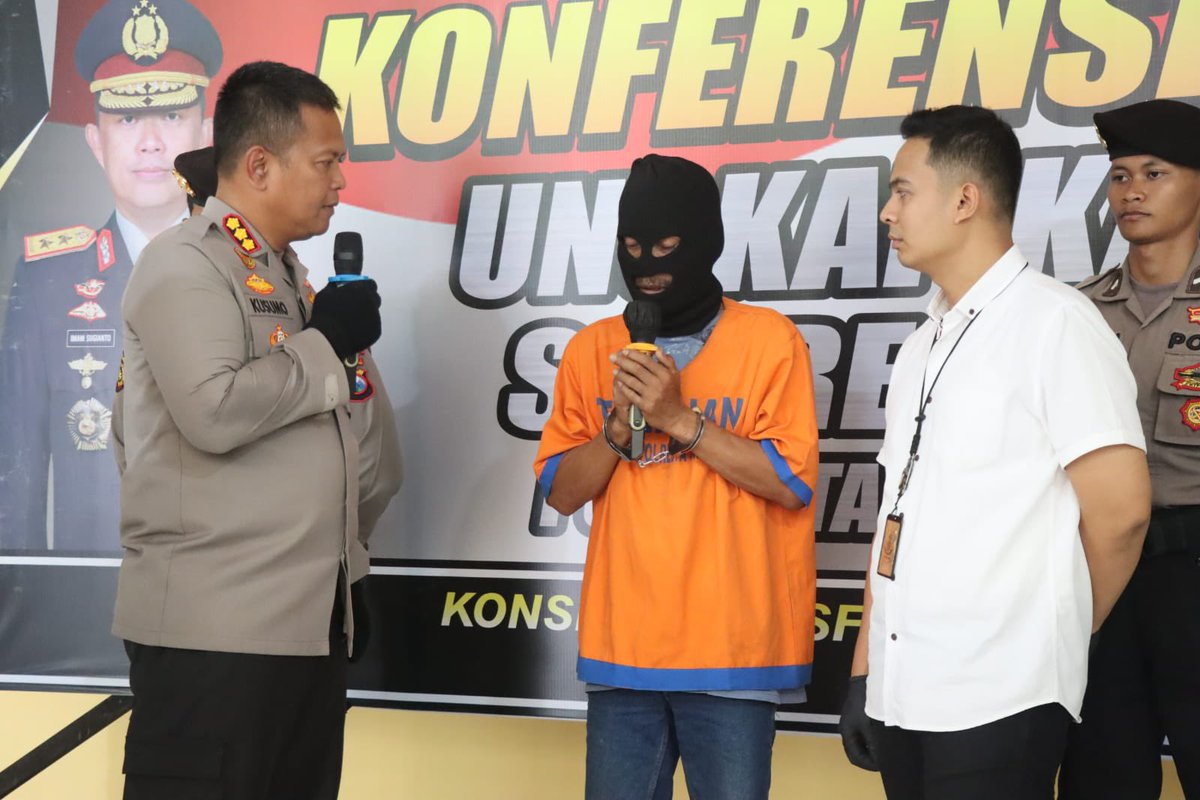 Kali saya memenjarakan lagi seorang pria 54 th yang kelakukannya paling dibenci, bahkan oleh para napi itu sendiri.

Saya tutupi wajahnya bukan untuk melindungi identitasnya, tapi identitas korban yg juga anak kandungnya.