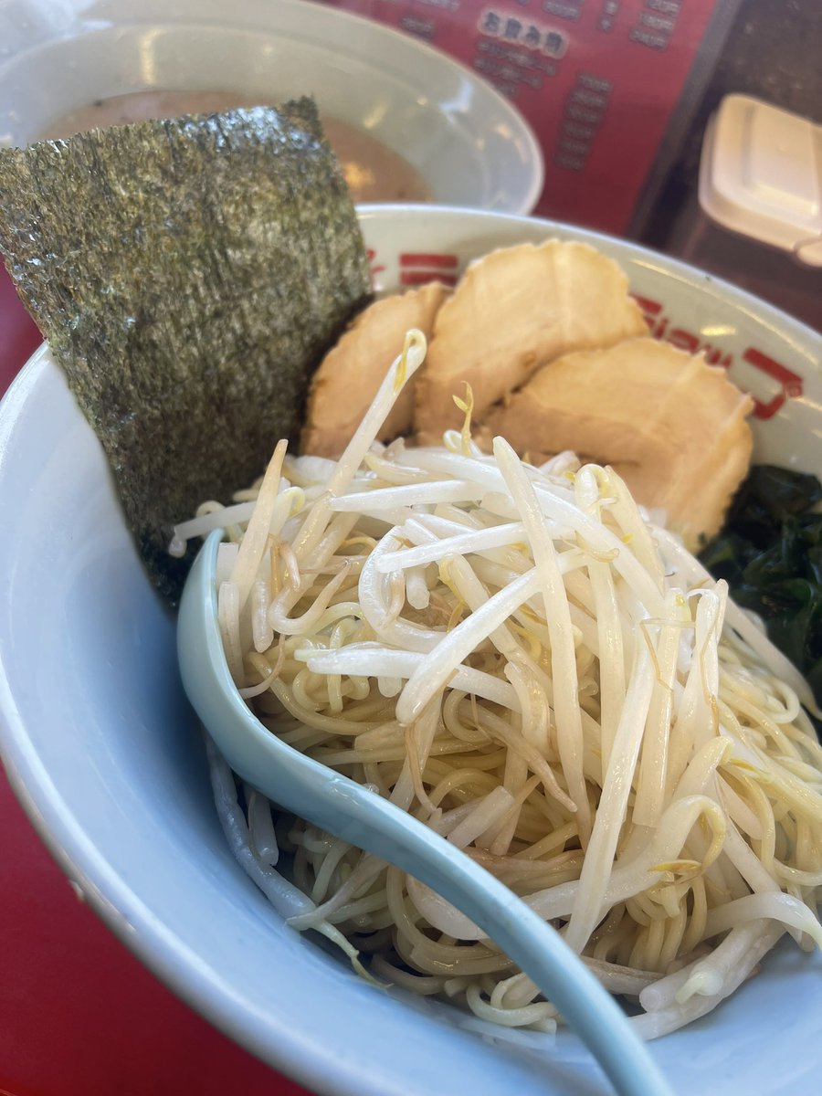 harada_tomohiro's tweet photo. 12/9 𝚂𝚊𝚝.ﾗﾝﾁ✨
新ﾗｰﾒﾝｼｮｯﾌﾟ狭山本部😊
つけ麺(並)+ﾁｬｰｼｭｰ2枚とﾈｷﾞ丼(ﾐﾆ)

#狭山 #下広瀬 #飯能 #ﾗｰﾒﾝｼｮｯﾌﾟ #狭山本部 #新ﾗｰﾒﾝｼｮｯﾌﾟ #ﾗｰﾒﾝｼｮｯﾌﾟ愛好会 #ﾗｰﾒﾝ #つけ麺  #ﾈｷﾞ丼 https://t.co/4HoA3eZiEM
