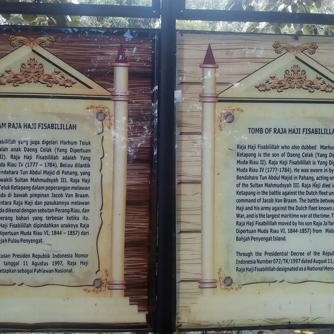 heritage_siak's tweet photo. SIAK - RIAULINGGA ADALAH BERSAUDARA
(ZIARAH MAKAM RAJA HAJI FISABILILLAH) 

----------- 

JEJAK WARISAN KESULTANAN JOHOR RIAULINGGA PAHANG 

Assalamualaikum sahabat dan rakan - rakan.....
Hari ini Admin muatnaik mengenai RAJA HAJI FISABILILLAH. https://t.co/xx1m7yLNj7