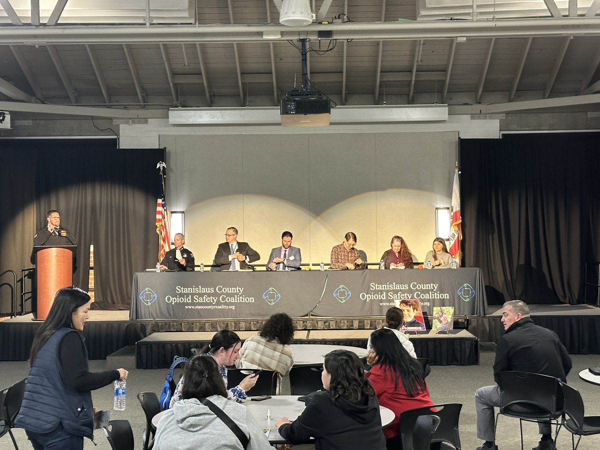 JuanAlanisCA's tweet photo. Happening LIVE right now - our Fentynal awareness Town Hall at the Martin G. Peterson Event Center in Modesto. Together with Stanislaus County, the District Attorney’s office, Modesto Police, the Opioid Coalition & others, we will be answering the public’s questions & educating the community on Fentanyl, Tranq & other opioids.