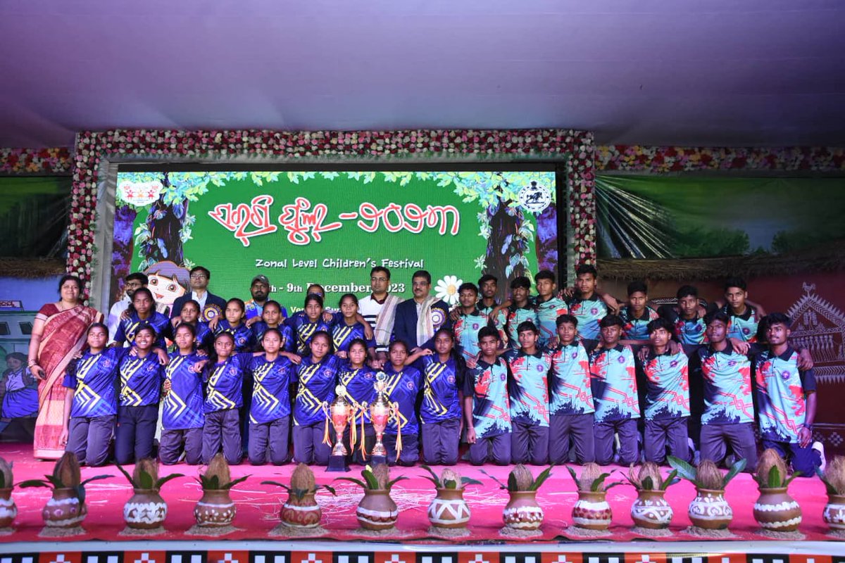 DilipTirkey's tweet image. Delighted to join Zonal  Day-2 #Sargiful with  RDC North Dr Suresh Chandra Dalai and other eminent personalities.I am overwhelmed to see such talented students. Wishing them success in their life.
@scstdevdept