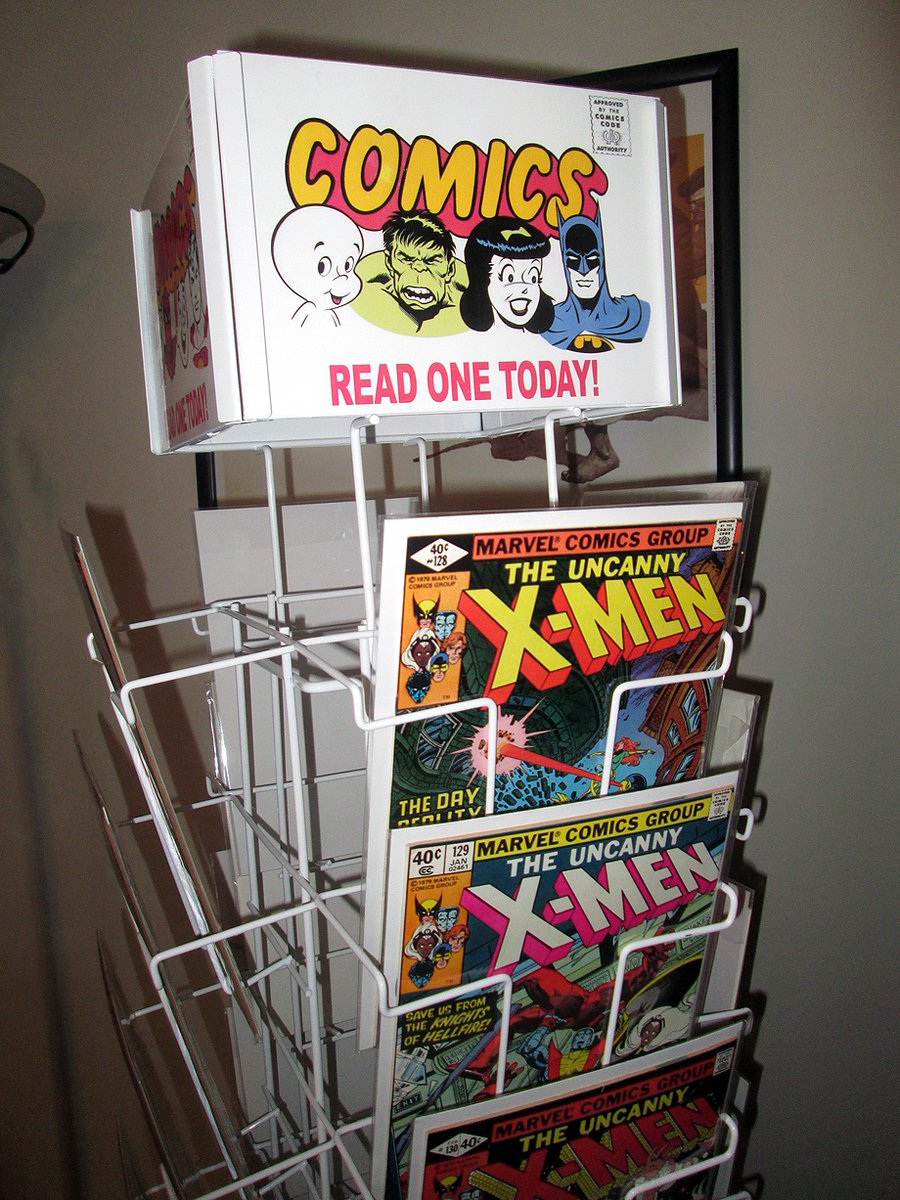 Loston_Wallace's tweet photo. #SpinnerRack #Topper #Commissions #ComicBookRack
I'm still have slots open for anyone who'd like to get a commission of a custom spinner rack topper to place atop their comic book spinner rack! Contact me via Messages for details! Thanks! https://t.co/vpwtUo3CP6