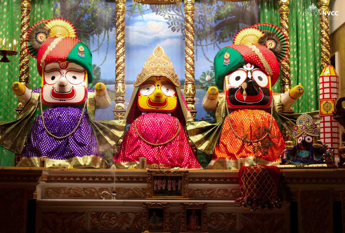 ISKCONPune's tweet photo. 🌷Mangal Arati Darshan🌷🗓09/12/2023🙏🚩@ISKCONNVCCPune🚩
.
.
#ISKCONNVCC #ISKCONPune #ISKCON
#ISKCONNVCCPune #PUNE #DailyDarshan
#Saturday #9thdecember #9thdecember2023
Connect with us on Social Media
https://t.co/8hw8BE2iHR https://t.co/B5NCpUNeoq