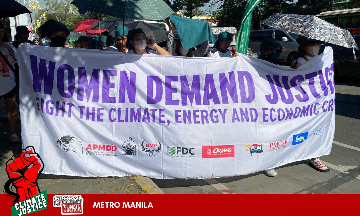 cjmovement_ph's tweet photo. WOMEN DEMAND JUSTICE
Women groups join the Metro Manila contingent of the Global Day of Action for Climate Justice
#KilosParaSaKlima
#Fight4ClimateJustice
#SystemChange https://t.co/wpLhj3Obb8