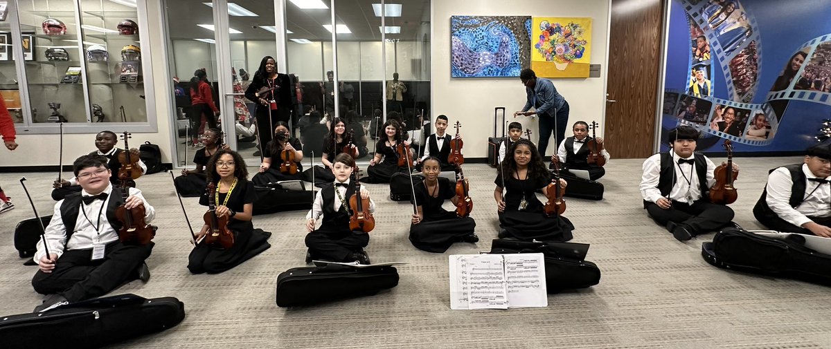 NaTonya Holmes tweet media