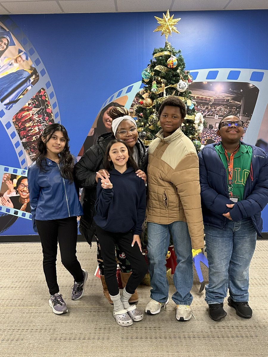 NaTonya Holmes tweet media