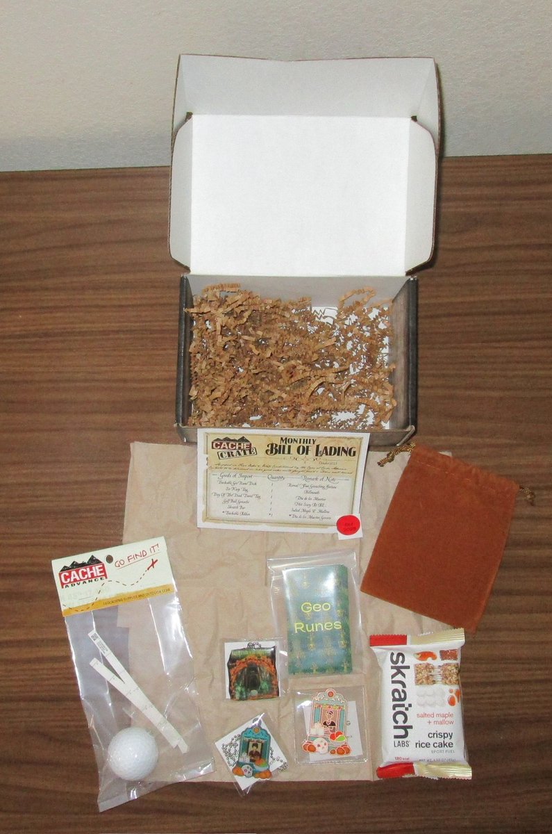 wjrgeocaching's tweet image. A little late, but always worth the wait. It is the #CacheCrate from #CacheAdvance for #October 2023! #Geocaching