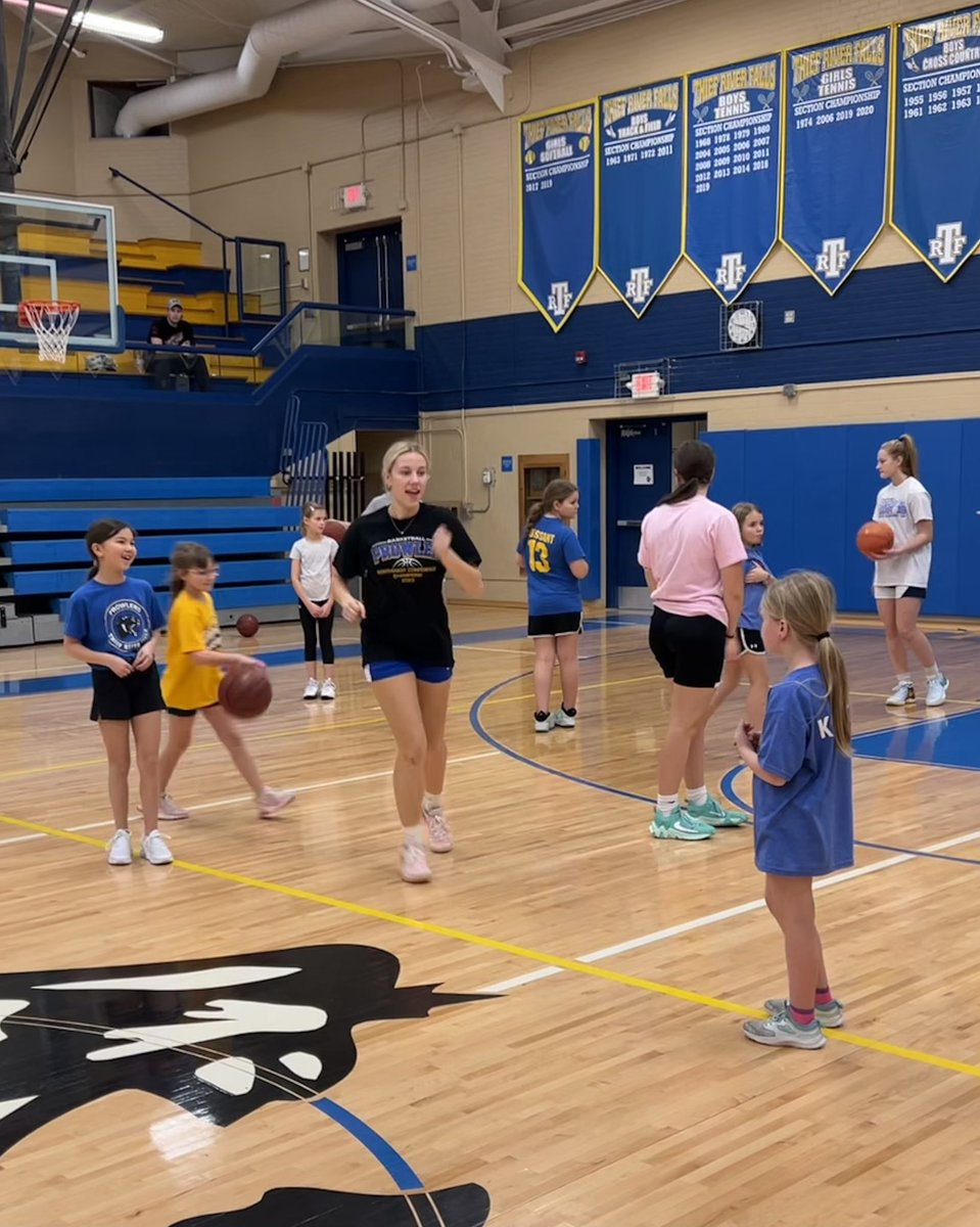 Prowler Girls Basketball tweet media