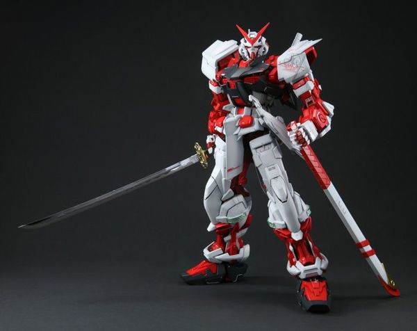 Toystore2023's tweet image. MBF-P02 GUNDAM ASTRAY RED FRAME - PG 1/60 (220$)
Extremely high level of detail, with a flexible moving skeleton. 
Belongs to Series: Mobile Suit Gundam SEED
Equipment: Beam Saber, Beam Rifle, Shield, Gerbera Straight Katana, Tiger Pierce Katana
#Gundamrobot