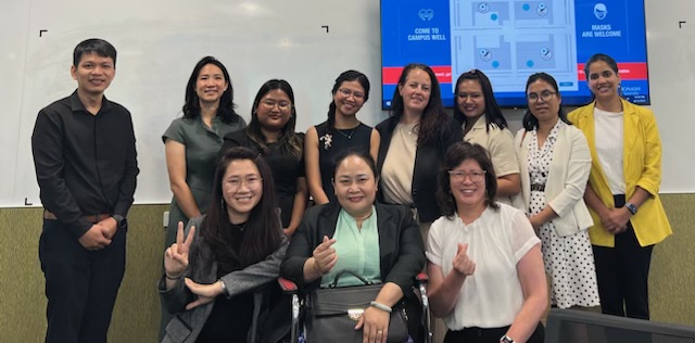 Fantastic to meet an inspiring delegation from #Cambodia to discuss #WPS & #inclusivepeace @PonlokChomnes @CDRI_Official @CDPO_NGO @dfat @Asia_Foundation @Monash_Arts @MonashUni @MonashResearch @MonashPolsIR @KateLeeKoo @elegordon