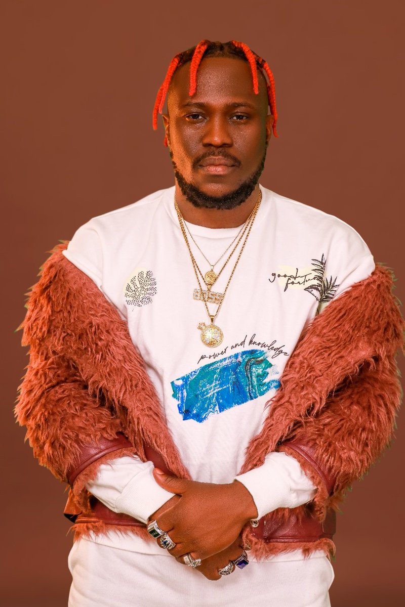 NaomKemunto5o's tweet image. Ten Ballz is making sure that he has released enough music to serve generations

Have you checked out his latest album?
#TenBallz