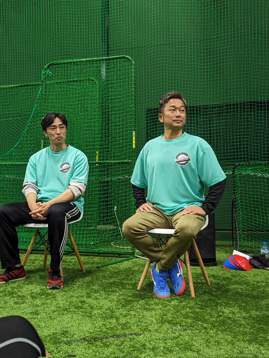 tantan020304's tweet photo. トークショーはMC館山さんの下で自主トレのことや体のケア、勉学の大切さやライフキネティックについて等の楽しくためになるお話ばかりでした。終始、笑顔の石川さんに釘付けでした。
#BLF
#DREAMBRIDGE
#石川雅規
#和田毅
#館山昌平
#ライフキネティック
@BLF_baseball https://t.co/lwuSO3jPq1