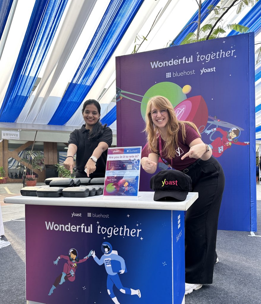 yoast's tweet image. Do you want to get your hands on these cool #Yoast caps?! (they’ll literally make you feel cool 🧢😎🌤️) Or the awesome sun glasses of @bluehost? They make you #WonderfulTogether 😄 
Come over to the the #YoastBooth at #WCAhmedabad today!