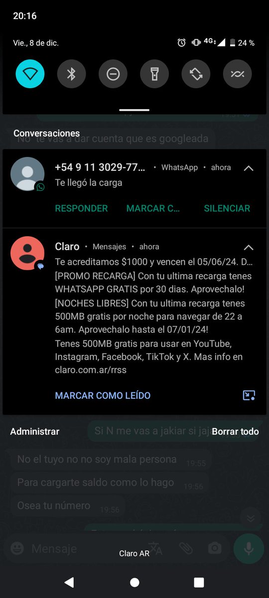 A mi amiga le hackearon el WhatsApp me lo quiso hackear a mí me chamuyo le di lástima y me hizo una recarga jajajajajaja