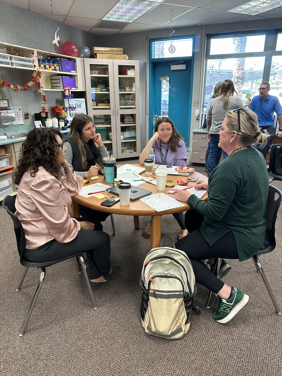 princpayne's tweet photo. Love, love our team!  Wednesday’s Launch Party had celebration, highlights, sharing ideas, gift giving and collaboration!  Best school on the planet! #WeArePBV #mcauliffeexplorers https://t.co/dIIL2w6QxE