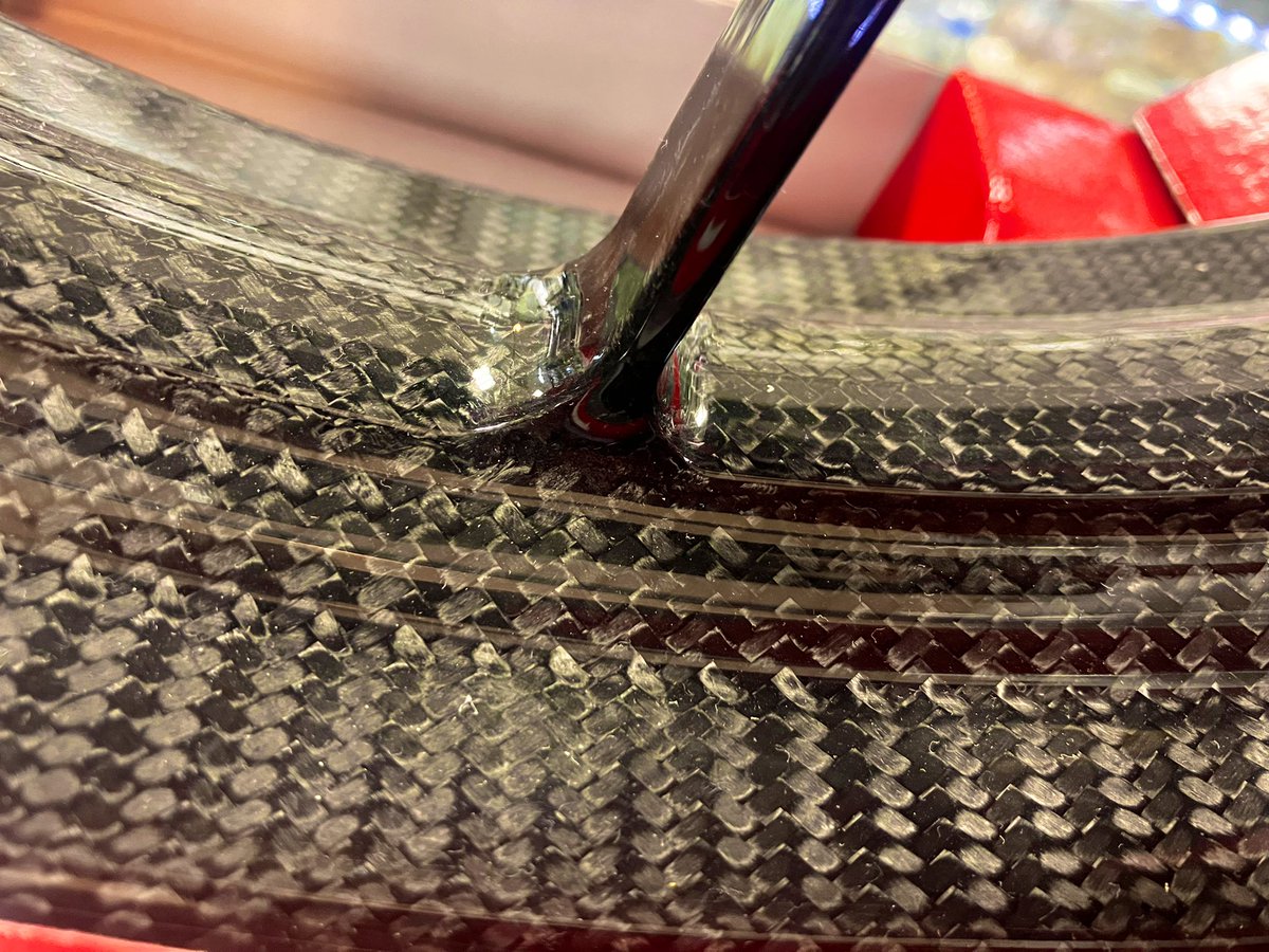 piwasaki_m's tweet image. 後ろのカーボンホイールも宣伝させて下さい！
#ROTOBOX  #カーボンホイール