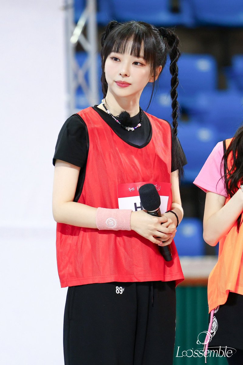 vivi archive tweet media