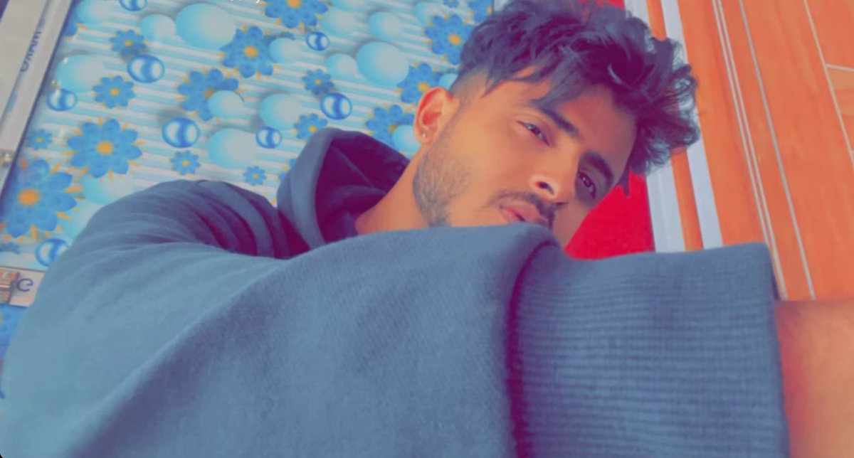 6Armaan9's tweet photo. 🥶 https://t.co/PsF10HjpRl